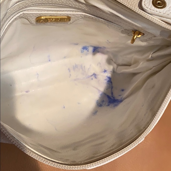 Vintage leather Fendi bag - Picture 6 of 8